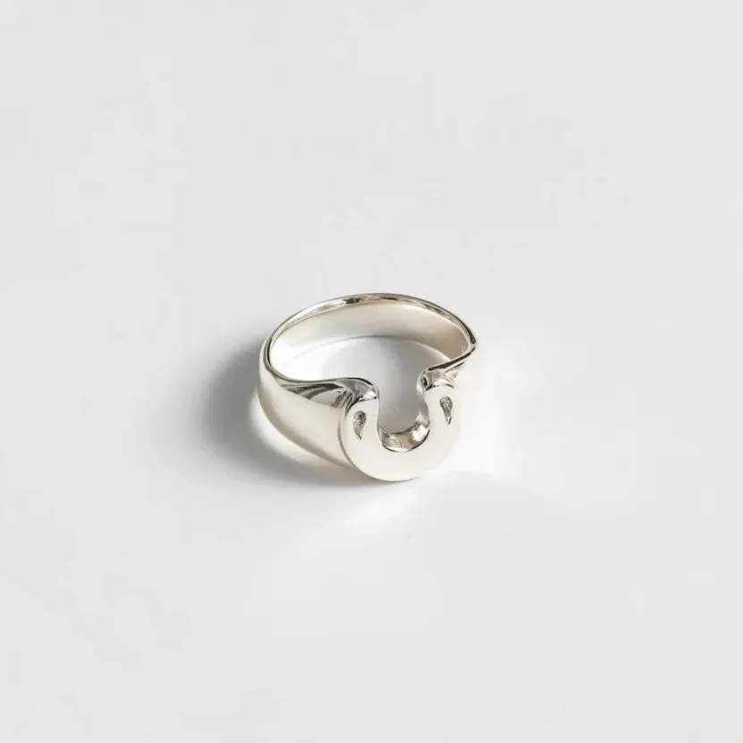 Horseshoe Ring (Silver)