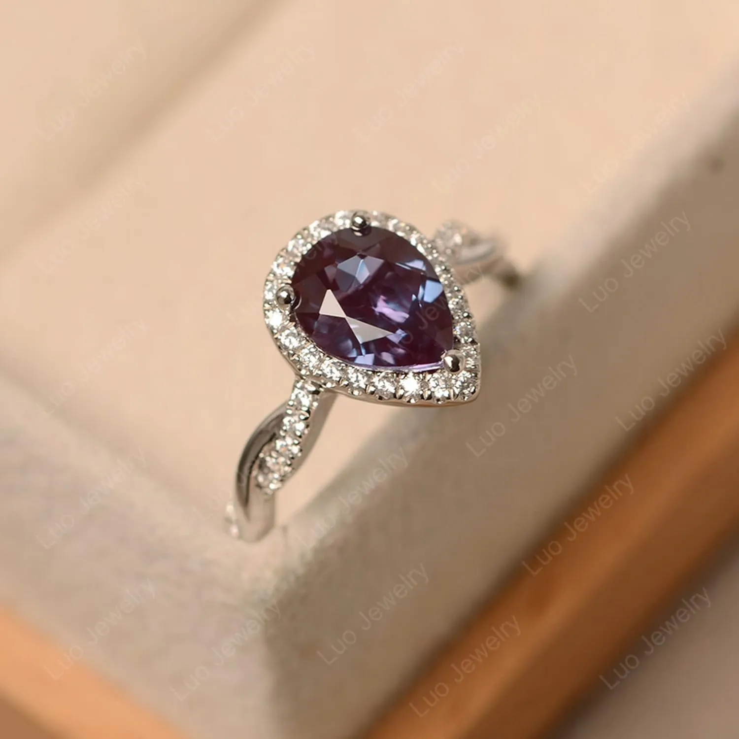 LUO 925 Sterling Silver Twist Rings Pear Shaped Halo Gemstone Ring Engagement Statement Ring for Women