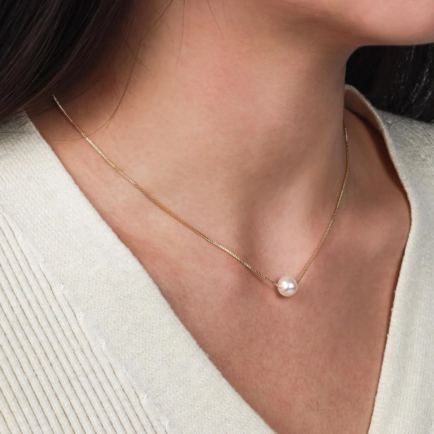 PEARLIE Dainty Necklaces for Women, 8-9MM Round Bead Natrual Pearl Necklace, Handpick Freshwater Cultured Pearl Beads Choker for for Charm Women V Neck Dress Accessorie