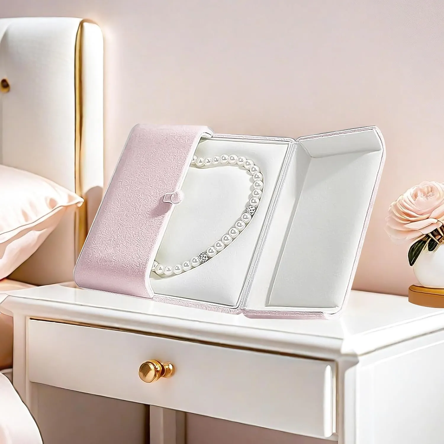 Pink Velvet Double-Heart Necklace Box - Pearl Jewelry Case, Heart-Shaped Jewelry Organizer for Pendant Necklaces, Proposal, New Year, Valentine's Day, Wedding Anniversary