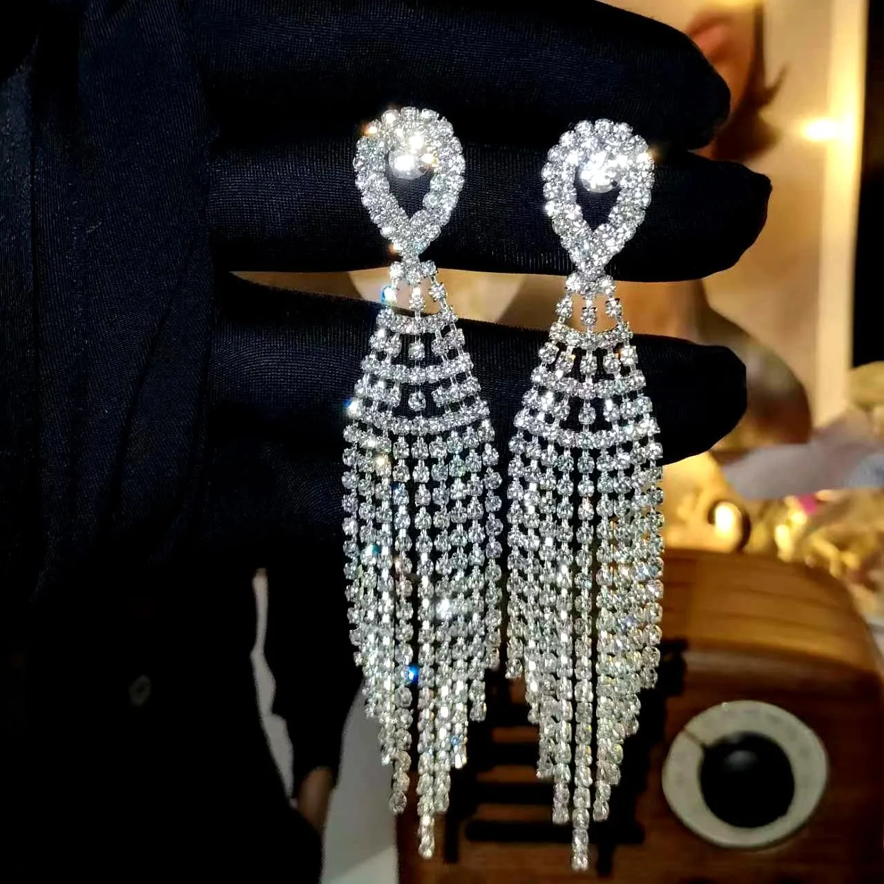 Rhinestone Tassel Earrings for Women Sparkly Prom Dangle Earrings Long Chandelier Bling Crystal Drop Statement Earrings Wedding Party Prom Dress Jewerly Gifts