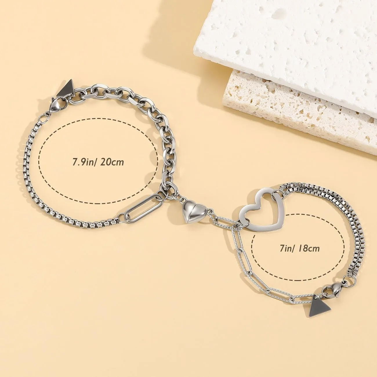 Ring Bracelet Hand Chain, Gold Plated Butterfly Ring and Chain Bracelet, Shiny Cuff Bangle Link Bracelet Dainty Hand Harness Chain Statement Jewelry Gift for Women Her