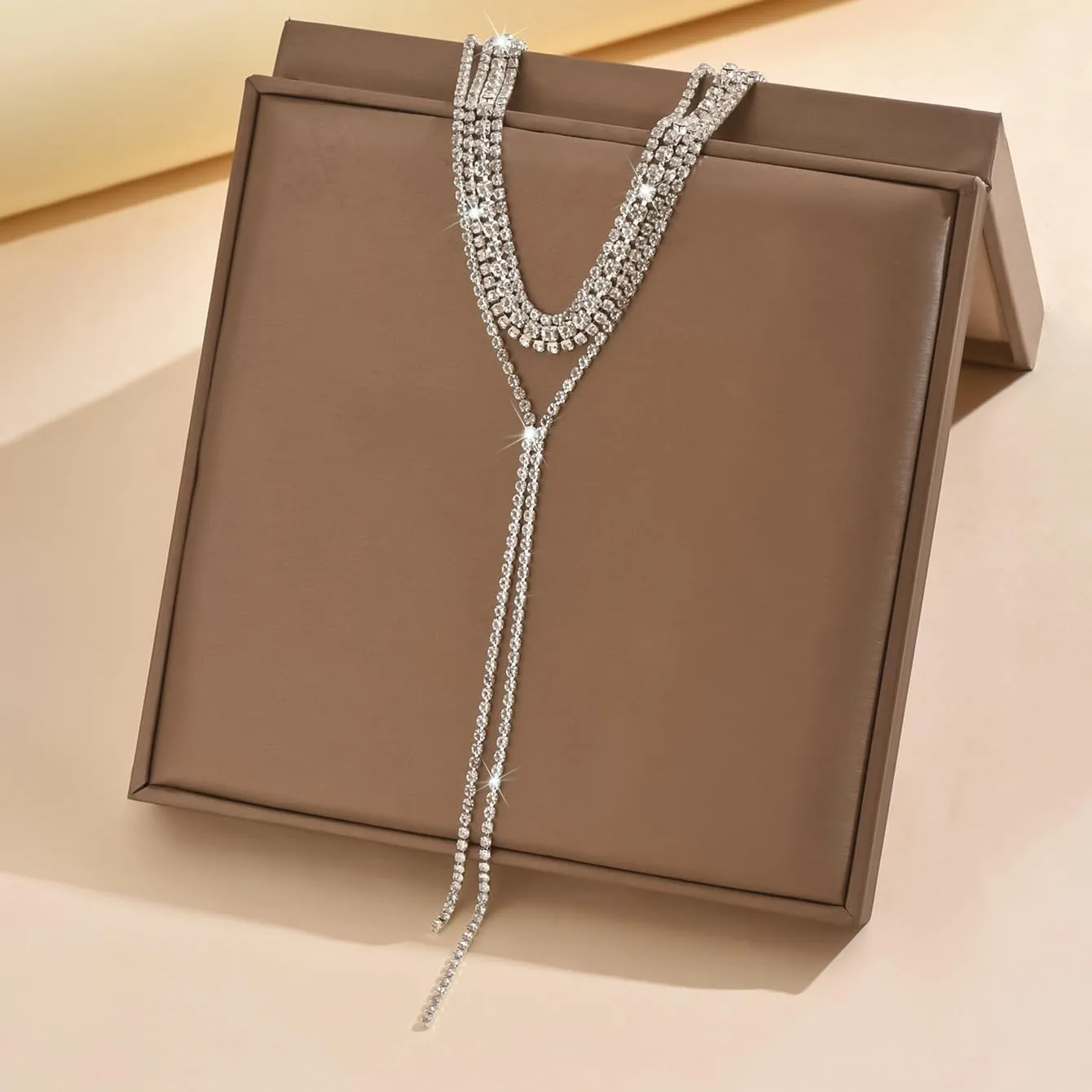 Ronglry Rhinestone Choker Necklace for Women Silver Diamond Choker Necklaces for Women Sparkly Crystal Rhinestone Necklace for Women Silver Chokers for Women Party Prom Wedding Jewelry Accessories