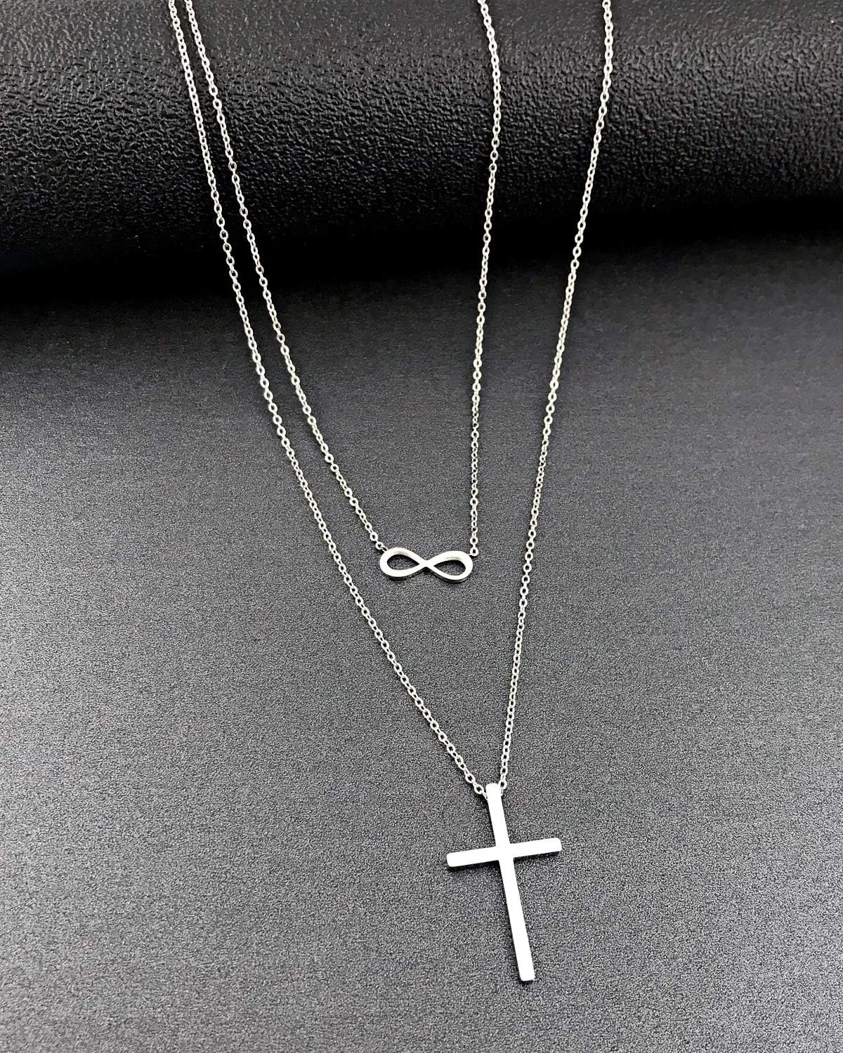 Small Cross Pendant Necklace for Women Simple Cross Necklaces Mothers Day Birthday Gifts for Women