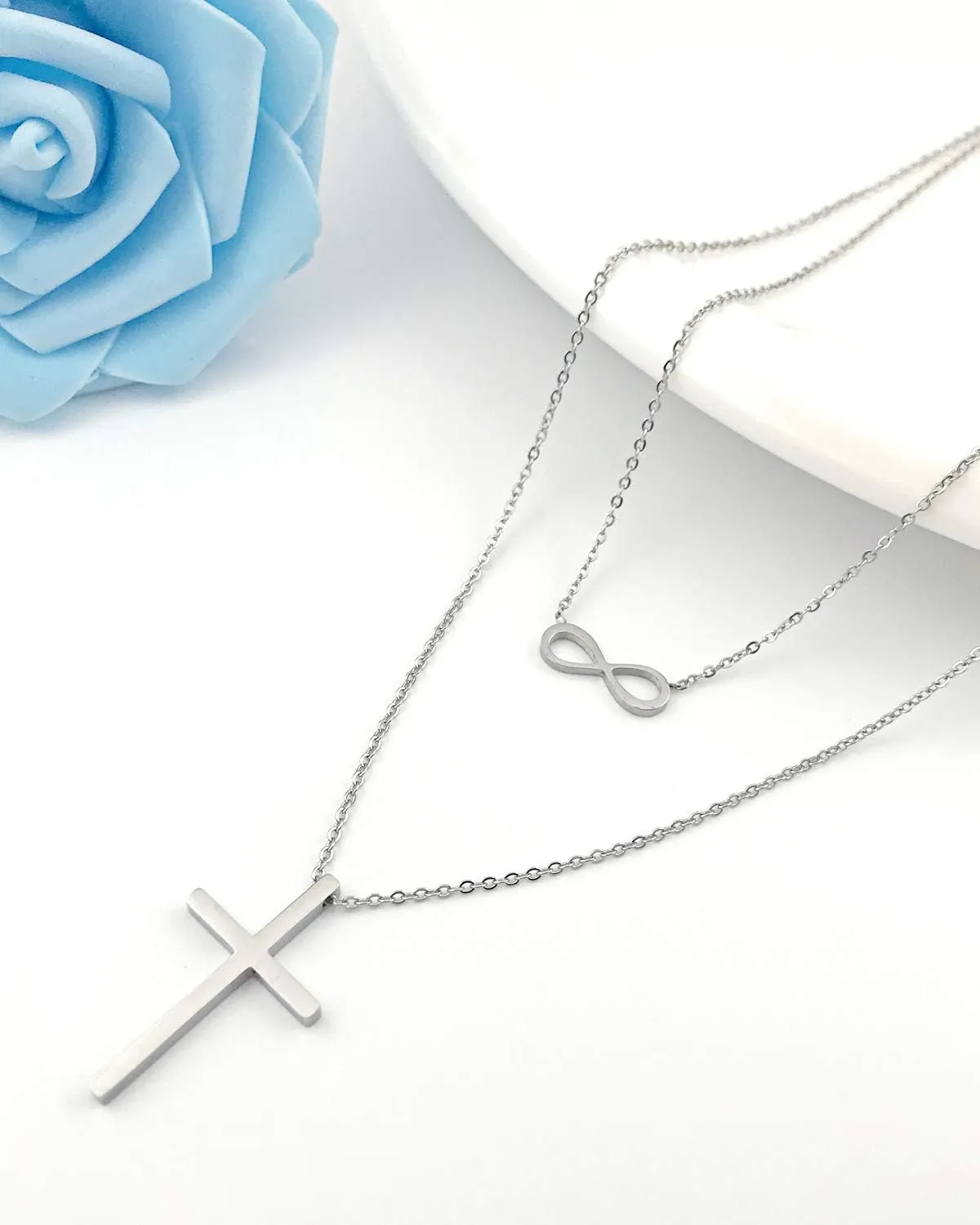 Small Cross Pendant Necklace for Women Simple Cross Necklaces Mothers Day Birthday Gifts for Women