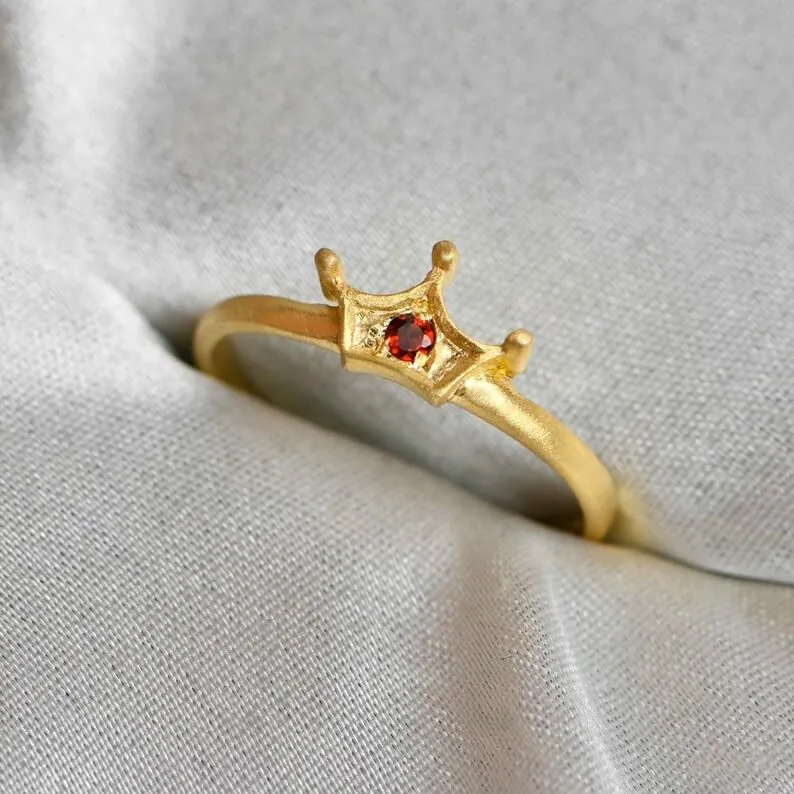 Trendy 925 Sterling Silver Crown Shape Gold Ring Citrine Gemstone Indian Gold Jewellery For Woman And Girls Promise Ring for Her (9.5)