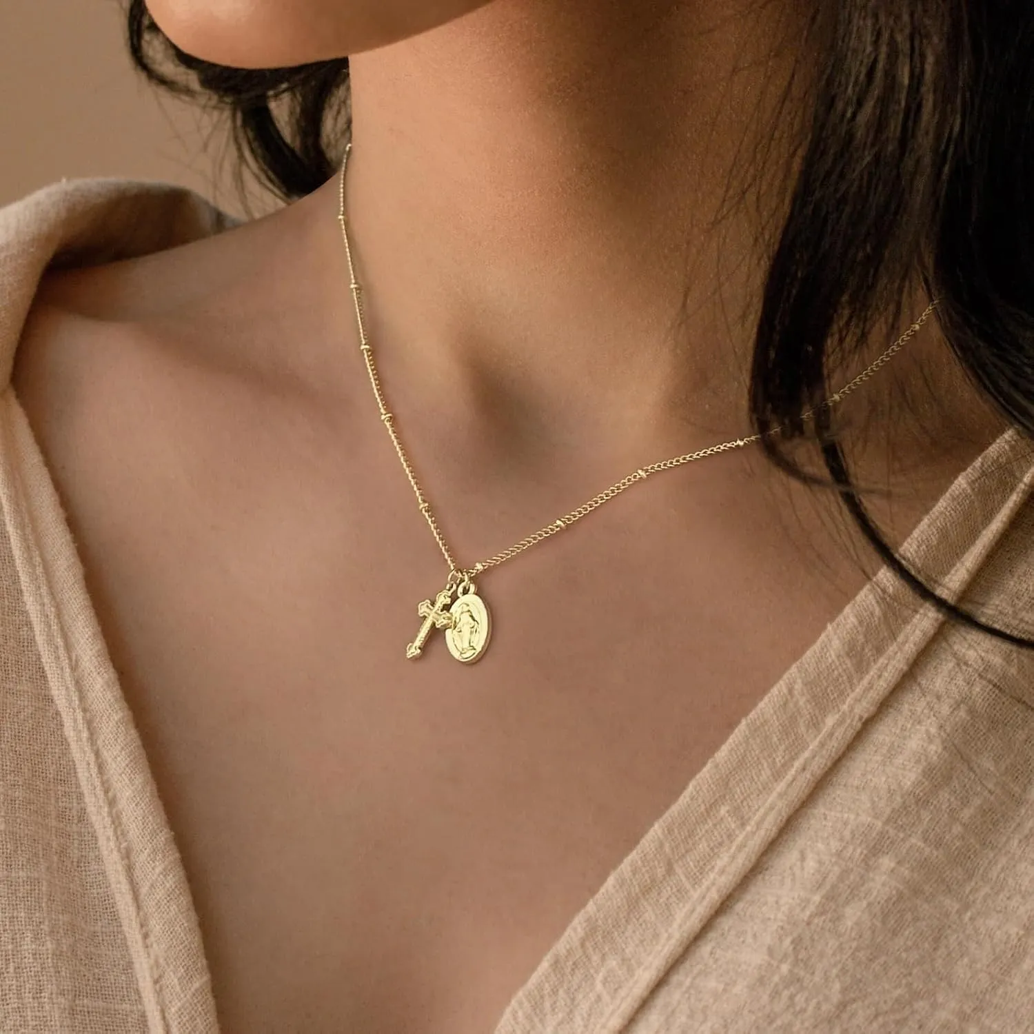 VIROMY Gold Cross Necklaces for Women Trendy 14K Gold Plated/Silver Cross Necklace,Cubic Zirconia Cross Necklaces for Women Men Boy Jewelry Gifts Double Cross Choker Necklace for Y2k Chains