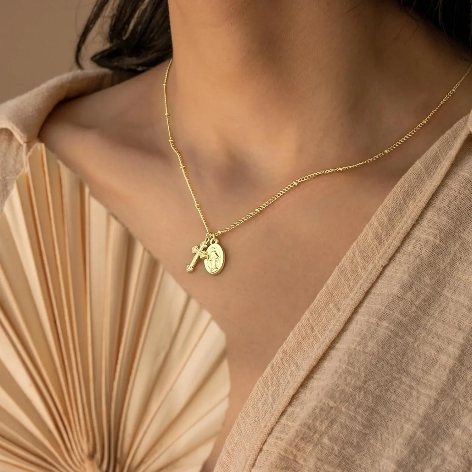 VIROMY Gold Cross Necklaces for Women Trendy 14K Gold Plated/Silver Cross Necklace,Cubic Zirconia Cross Necklaces for Women Men Boy Jewelry Gifts Double Cross Choker Necklace for Y2k Chains